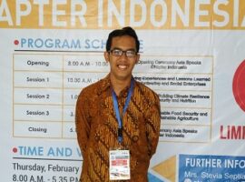 tanam-padi-dalam-pot-hanief-al-naufal-jadi-top-15-essay-asia-speaks-chapter-indonesia-news