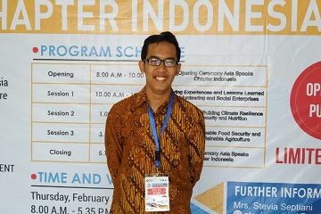 tanam-padi-dalam-pot-hanief-al-naufal-jadi-top-15-essay-asia-speaks-chapter-indonesia-news