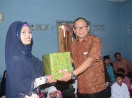 tim-jumat-keliling-ipb-ajak-warga-desa-cihideung-ilir-manfaatkan-lahan-pekarangan-news