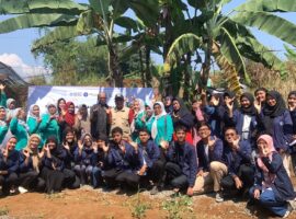 Dekan Fema IPB University Resmikan Pusat Konservasi Toga Inisiasi PPK Ormawa Himasiera