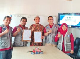 Teken MoU Dengan ARM HA IPB University, MT Farm Donasikan 1.000 Kaleng Makanan Siap Santap Untuk Operasi Tanggap Bencana