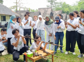 IPB University SPIRIT Project Kenalkan Budaya Tradisional Sunda