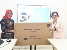 agathis-alumni-angkatan-21-hibahkan-smart-tv-untuk-asrama-ipb-university-news