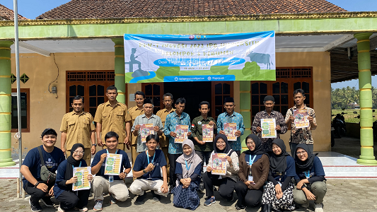 atasi-hama-keong-mas-dan-walang-sangit-pada-tanaman-padi-mahasiswa-kkn-t-inovasi-ipb-university-beri-penyuluhan-di-desa-tlogorejo-news