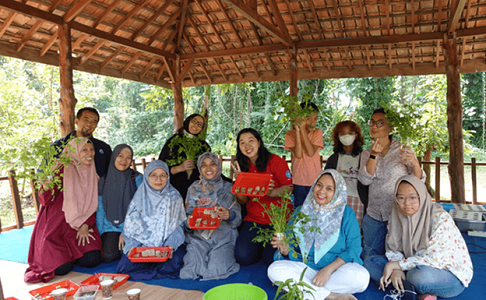 gelar-pelatihan-hidroponik-tani-dan-nelayan-center-ipb-university-dorong-generasi-muda-ikut-kontribusi-dalam-pertanian-berkelanjutan-news