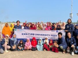 mahasiswa-ipb-university-manfaatkan-potensi-jambu-kristal-di-desa-wiromartan-jadi-keripik-dan-sari-buah-news