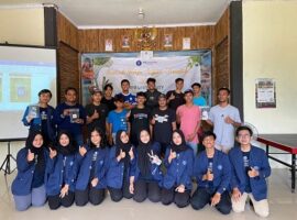 mahasiswa-kkn-t-inovasi-ipb-university-berdayakan-masyarakat-desa-kertamanah-olah-limbah-bambu-jadi-briket-news