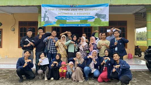 mahasiswa-kkn-t-inovasi-ipb-university-tingkatkan-keterampilan-it-masyarakat-desa-tlogorejo-news