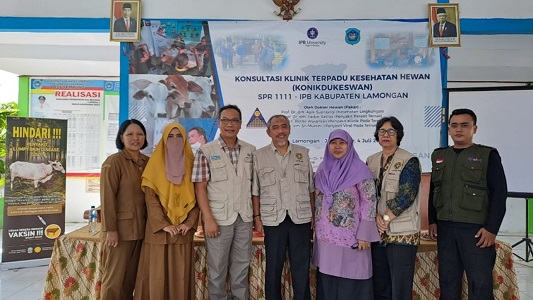 respon-kegalauan-peternak-spr-di-kabupaten-lamongan-ipb-university-utus-tim-kesehatan-hewan-news