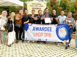 Awardee LPDP Sekolah Pascasarjana IPB University Lakukan Kunjungan ke UMKM Madu Pak Lebah