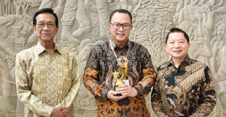IPB University Raih Terbaik I Kategori Perguruan Tinggi Dalam Indonesia's SDGs Action Awards 2023
