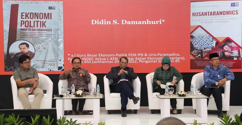 Bedah Buku Ekonomi Politik Indonesia dan Antarbangsa, Pakar Ekonomi IPB Singgung Potensi Sektor Padat Karya