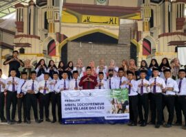 Program OVOC IPB University Fasilitasi Penerapan SI APIK dalam Penyusunan Laporan Keuangan BPUP Ponpes Al-Islam