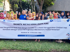Dosen dan Mahasiswa IPB University Latih KWT Nagrak dalam Pemanfaatan Pala Tanpa Limbah Menjadi Produk Inovatif