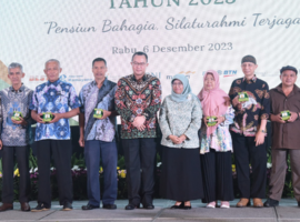 IPB University Adakan Pelepasan dan Apresiasi 125 Pegawai Purnabakti Tahun 2023