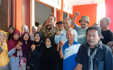 Guru Besar IPB University Sampaikan Teknologi Pemecahan Masalah Hama dan Kesulitan Pupuk pada Ratusan Petani