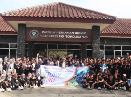 SMK Pertanian Cikalongkulon Belajar Budi Daya Pertanian Modern di ATP IPB University