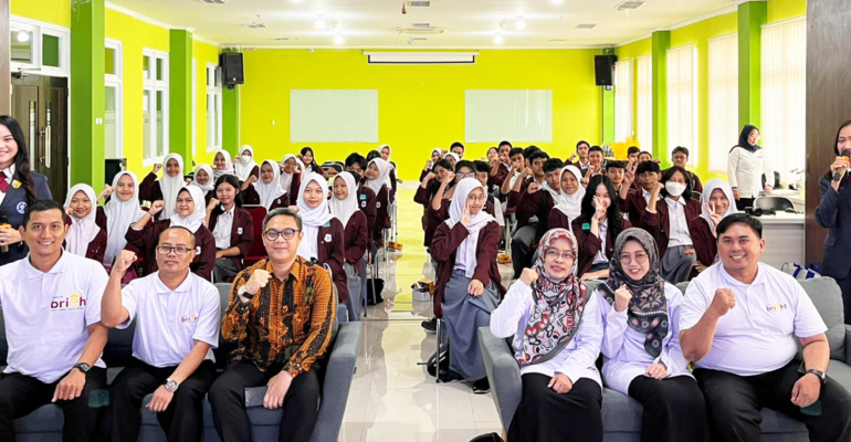 Kampus Sekolah Vokasi IPB Sukabumi Buka Wawasan Pendidikan Melalui Kegiatan Wisata Edukasi