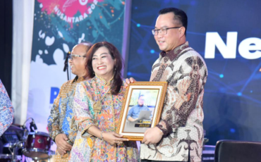 Rektor IPB University Dinobatkan Sebagai Inspiring Leader dari Media Indonesia