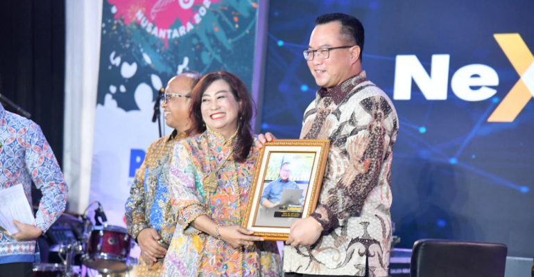 Rektor IPB University Dinobatkan Sebagai Inspiring Leader dari Media Indonesia