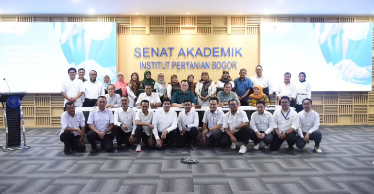 Rektor IPB University Lantik Pengurus Fortendik IPB University Periode 2023-2025