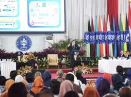 Sidang Paripurna Terbuka MWA dan Rabuan Bersama IPB University 2024: Rektor Sebut Capaian IKU 96 Persen