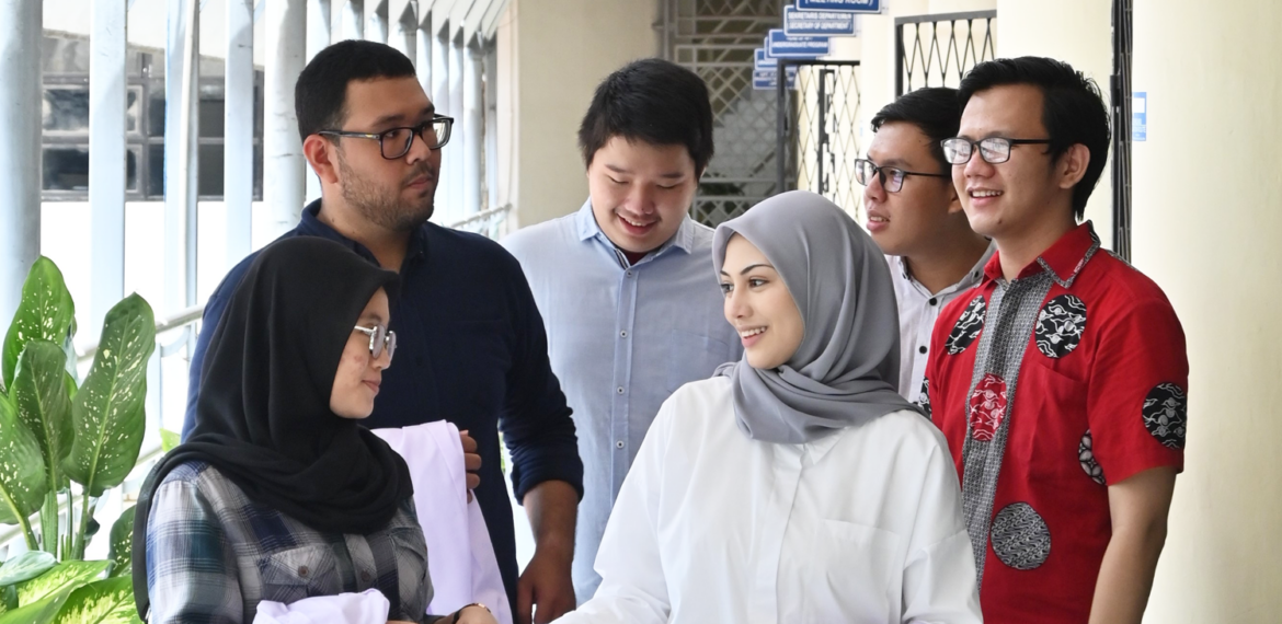 Tertarik Kuliah di Prodi Teknologi Hasil Perairan IPB University? Ini Kata Dua Lulusan Terbaiknya