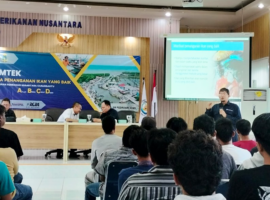 Dosen FPIK IPB University Berikan Bimbingan Teknis Penanganan Ikan kepada Nelayan Karangantu Banten