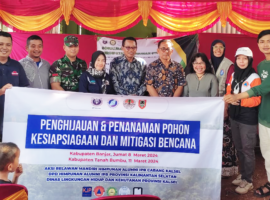 Galakkan Kesiapsiagaan dan Mitigasi Bencana, ARM HA IPB University Tanam Pohon di Kabupaten Banjar