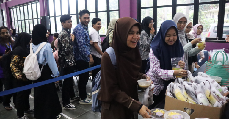 SKHB IPB University Sukses Gelar Acara Ngobras dan Berbagi Ifthar Gratis bersama Agrianita