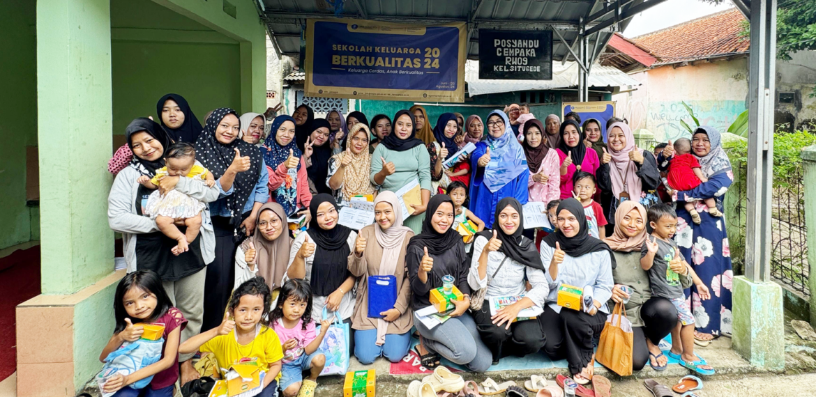 IPB University's School of Quality Families in Situgede, Psychology and Child  Development Experts Explain the Growth and Development of Baduta Children -  IPB University