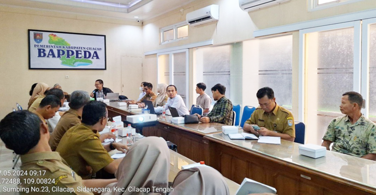 Tenaga Ahli IPB University Berikan Penguatan Kelembagaan dan Penyusunan Pokja Ekosistem Cofiring Biomassa Cilacap