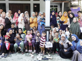 Gandeng Mahasiswa KKNT Inovasi, Sekolah Keluarga Berkualitas IPB University Dorong Warga Babakan Cerdas Mengelola Keuangan Keluarga