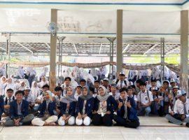 IPB On Duty Mahasiswa KKNT IPB University Kenalkan Dunia Kampus kepada Siswa SMAN 1 Ciemas