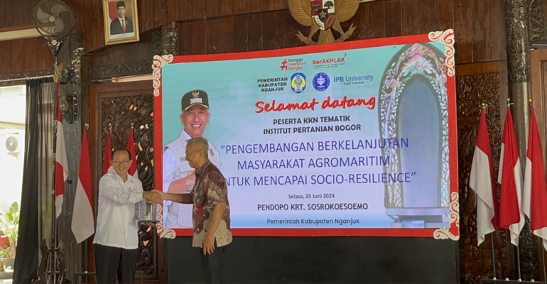KKN di Desa Mojorembun, Mahasiswa IPB University Suguhkan Program Pemetaan Lahan Pertanian