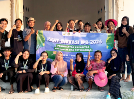 Mahasiswa KKNT Inovasi IPB University Adakan Percontohan Hidroponik di Desa Terbanggi Besar