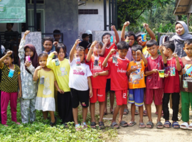 Tim PPK Ormawa Himakova IPB University Buat Program Wirangers School, Ajak Anak Kreasikan Sampah Botol Plastik