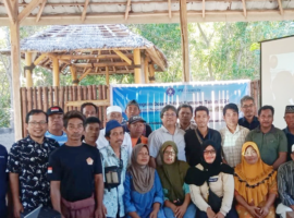 Dosen Pulang Kampung IPB University Latih Stakeholder Perikanan Tanjung Luar Atasi Masalah Sampah Kepelabuhan