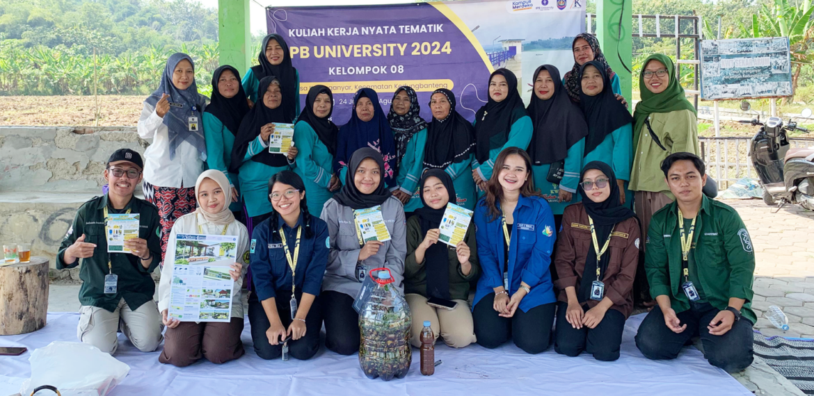 Mahasiswa IPB University Sulap Limbah Jadi Berkah di Desa Karanganyar