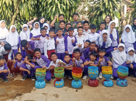 Mahasiswa KKNT Inovasi IPB University di Desa Sukajadi Buat Program Edukasi Sampah dan Kegiatan Kreatif