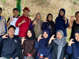 Tim KKNT Inovasi IPB University dan Kelompok Tani Bersinergi Menuju Pertanian Berkelanjutan di Desa Cicadas