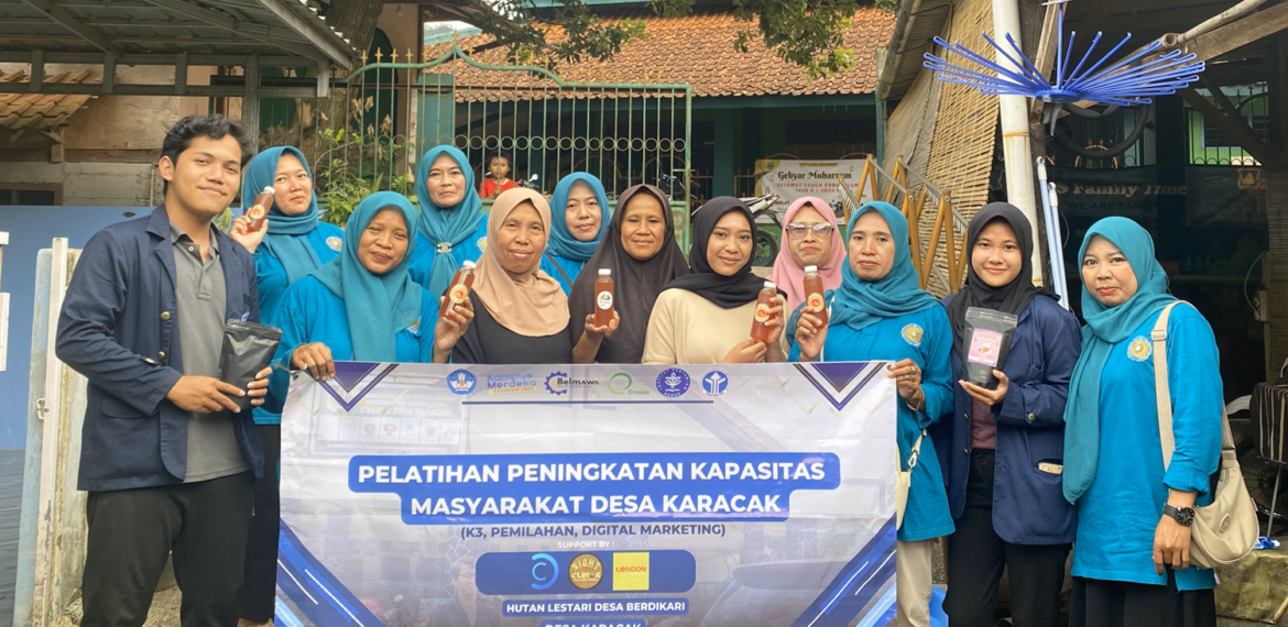PPK Ormawa FMSC IPB University Sukses Memberdayakan Ibu Desa Karacak, Lahirkan Produk Unggulan Lokal