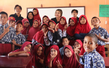 Ajak Jaga Penyu Belimbing, Ekspedisi Himiteka IX Lakukan Sosialisasi di 3 SD Pulau Buru Ini
