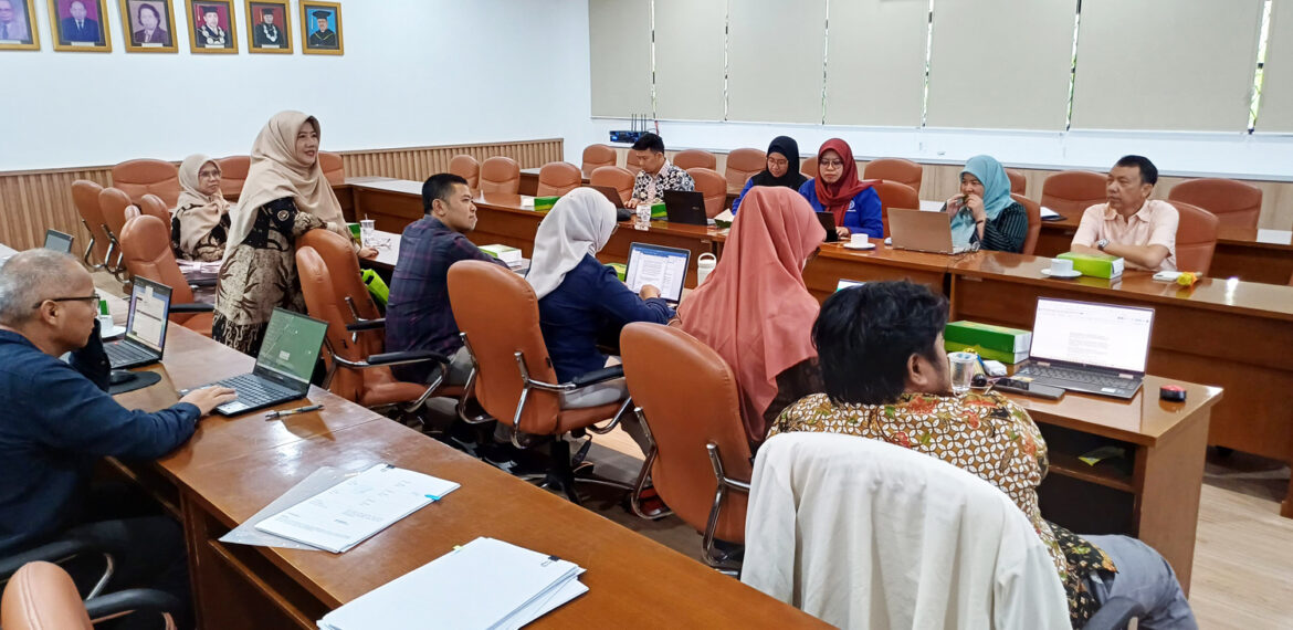 SPs IPB University dan Diktiristek Adakan Monev Mahasiswa Beasiswa KNB