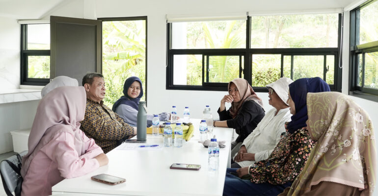 Program Dospulkam IPB University Jadi Inovasi Solutif Pencegahan Gizi Buruk pada Anak di Kabupaten Purwakarta