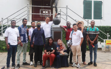 SPs IPB University Kenalkan Sejarah, Agama, dan Budaya Indonesia pada Mahasiswa Internasional