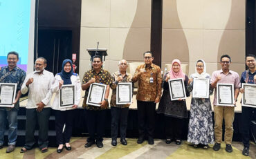 SPs IPB University Raih Penghargaan Mitra Program Beasiswa Rintisan Gelar dari Kemenhub