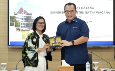 IPB University Sambut Kunjungan Benchmarking Universitas Kristen Satya Wacana