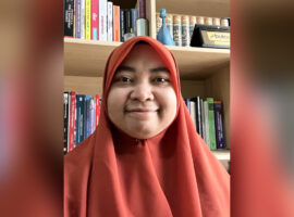 Pakar Ekonomi IPB University Duck Syndrome Bukti Kelas Menengah Terjebak Tuntutan Sosial dan Krisis Finansial