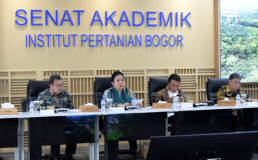 Enam Guru Besar IPB University Sampaikan Masukan RUU Pangan ke Komisi IV DPR RI